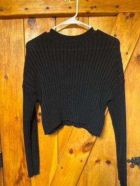 Forever 21 Black Rib-Knit Cropped Sweater
